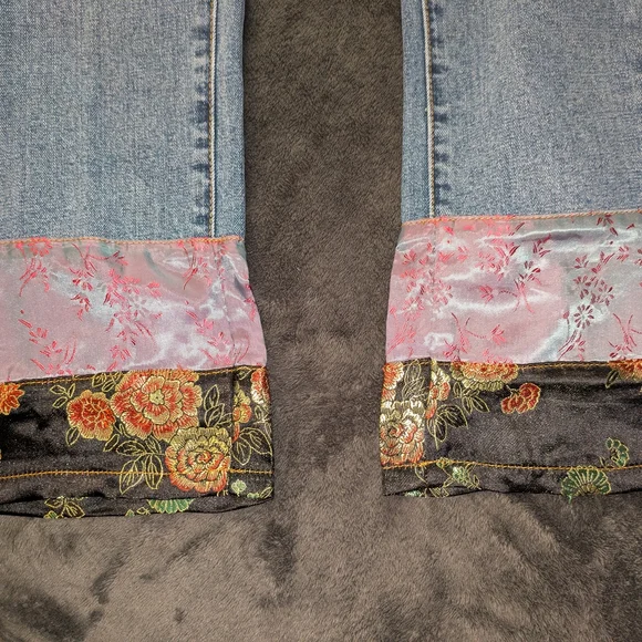 Pilcro and the Letterpress Light Blue Ankle Jeans with Decorative Floral Cuffs - Picture 4 of 5